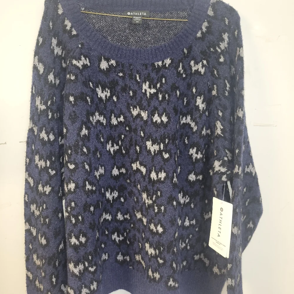 Womens Athleta Sweater - Picture 5 of 5